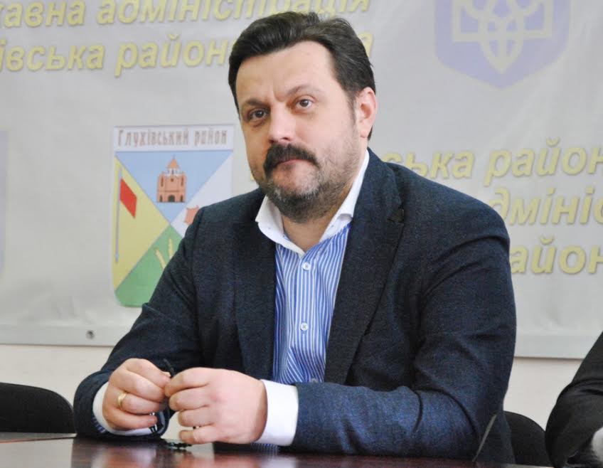 «Сепаратизм - объективная реальность», - говорит глуховский голова Мишель Терещенко, которому нардеп Деркач испортил свадебный отпуск 2 derkach 1